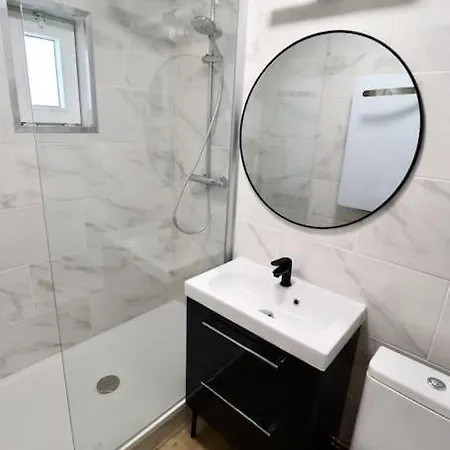 : Duplex En Centre-ville.